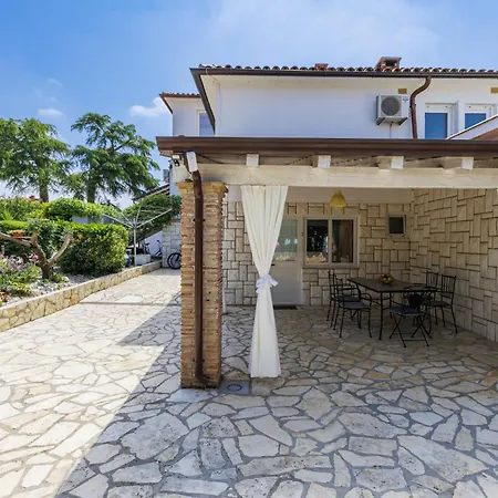 Nika-4 By Interhome *