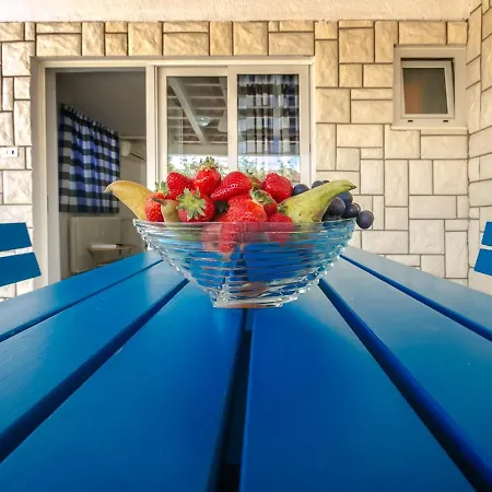 Appartamento Nika-4 By Interhome *
