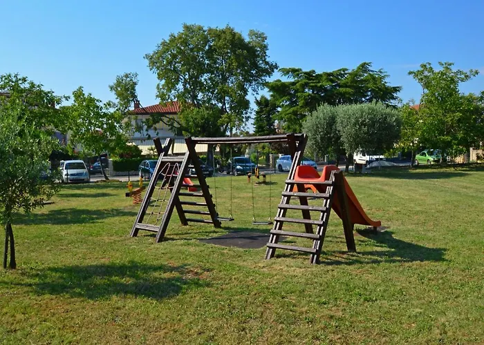 Nika-4 By Interhome 우마그