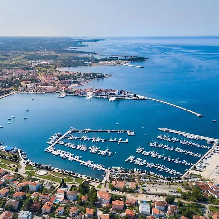 Nika-4 By Interhome Daire *