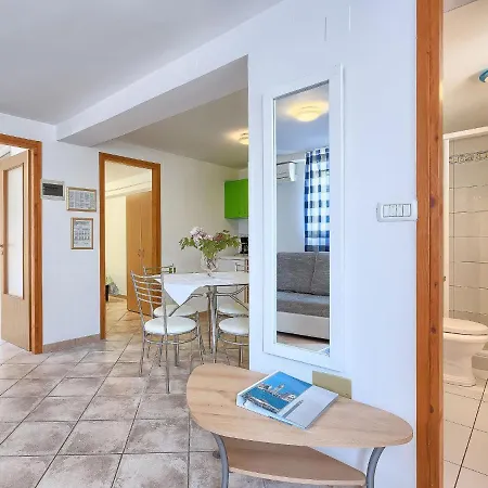 Nika-4 By Interhome Apartman *