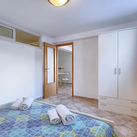 Nika-4 By Interhome * Umag