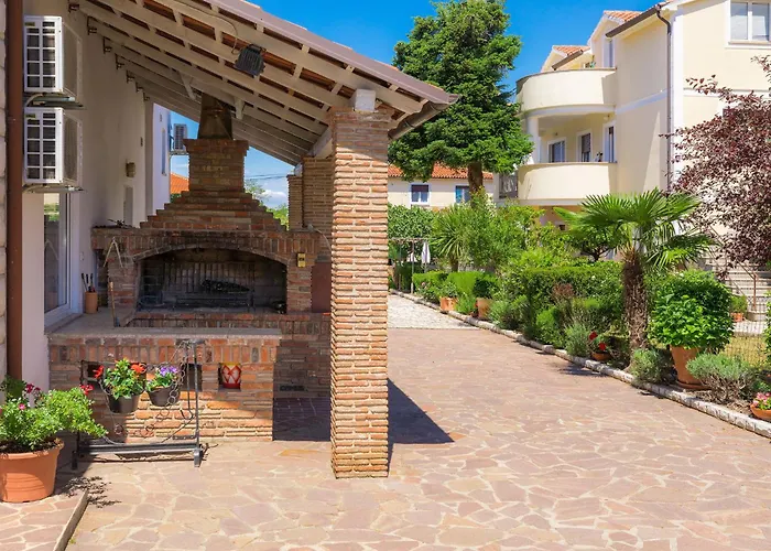 Nika-4 By Interhome Umag