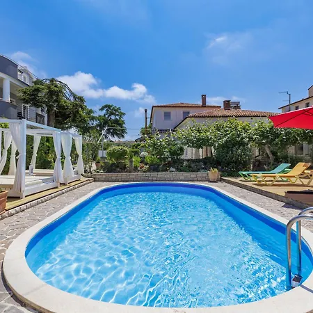 Appartamento Nika-4 By Interhome Umago