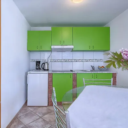 Appartamento Nika-4 By Interhome Umago