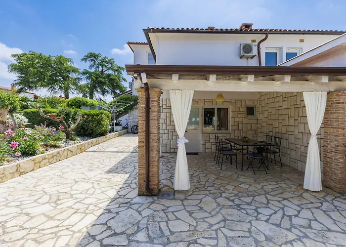 Nika-4 By Interhome *